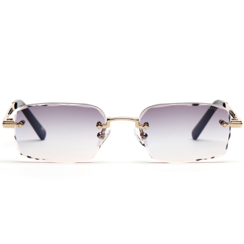 Alternative view of ANDYBROOK THEO C60P